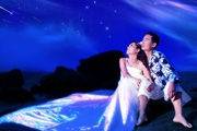 PS打造迷幻蓝色星空夜景婚纱照